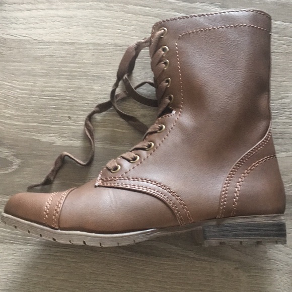 Brown Booties !! - Picture 3 of 4